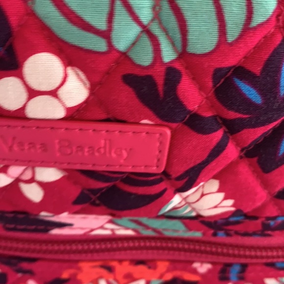 ‼️holiday sale-FIRM‼️ NWT Vera Bradley grand traveler bloom berry - Picture 6 of 16
